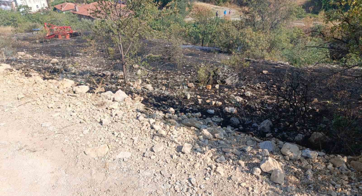 Bilecik\'te Yangın: Elektrik Direği Devri