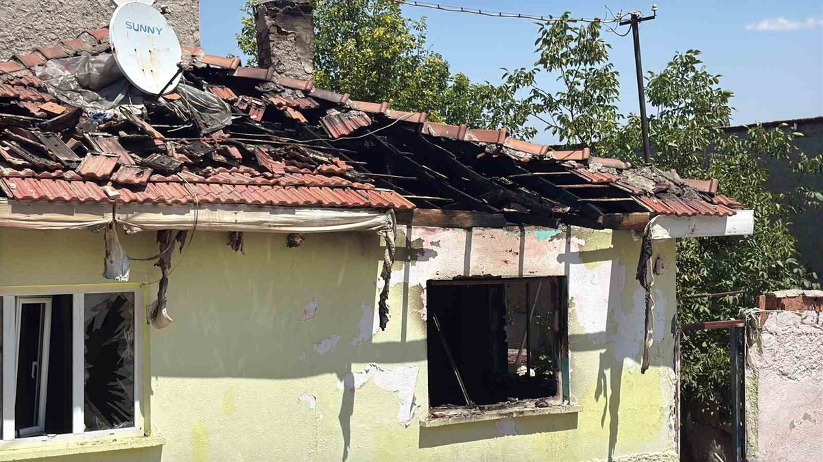 Eskişehir\'de Kavga ve Kundaklama İddiası