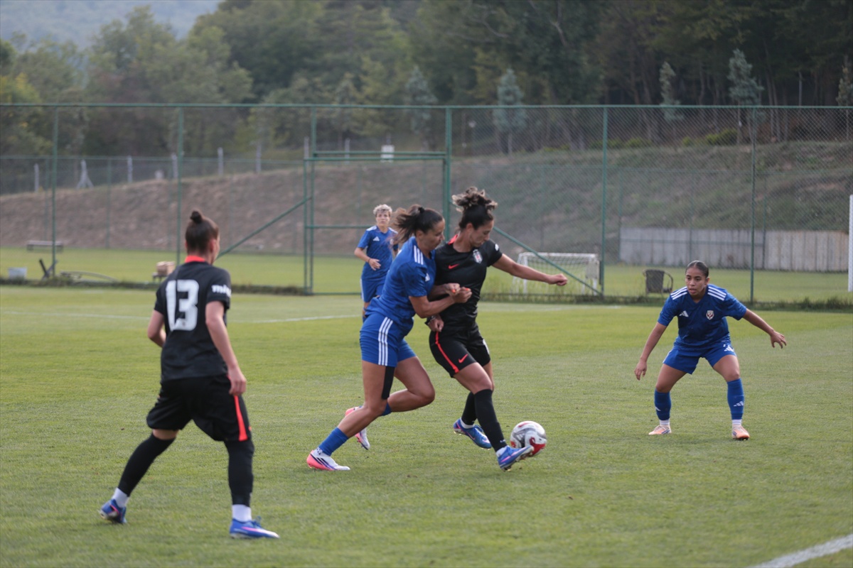 Beşiktaş\'tan FOMGET\'e Hazırlık Maçı Zaferi