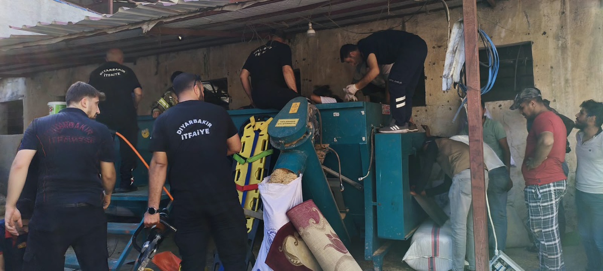Diyarbakır\'da Fabrikada İşçi Kaza Geçirdi