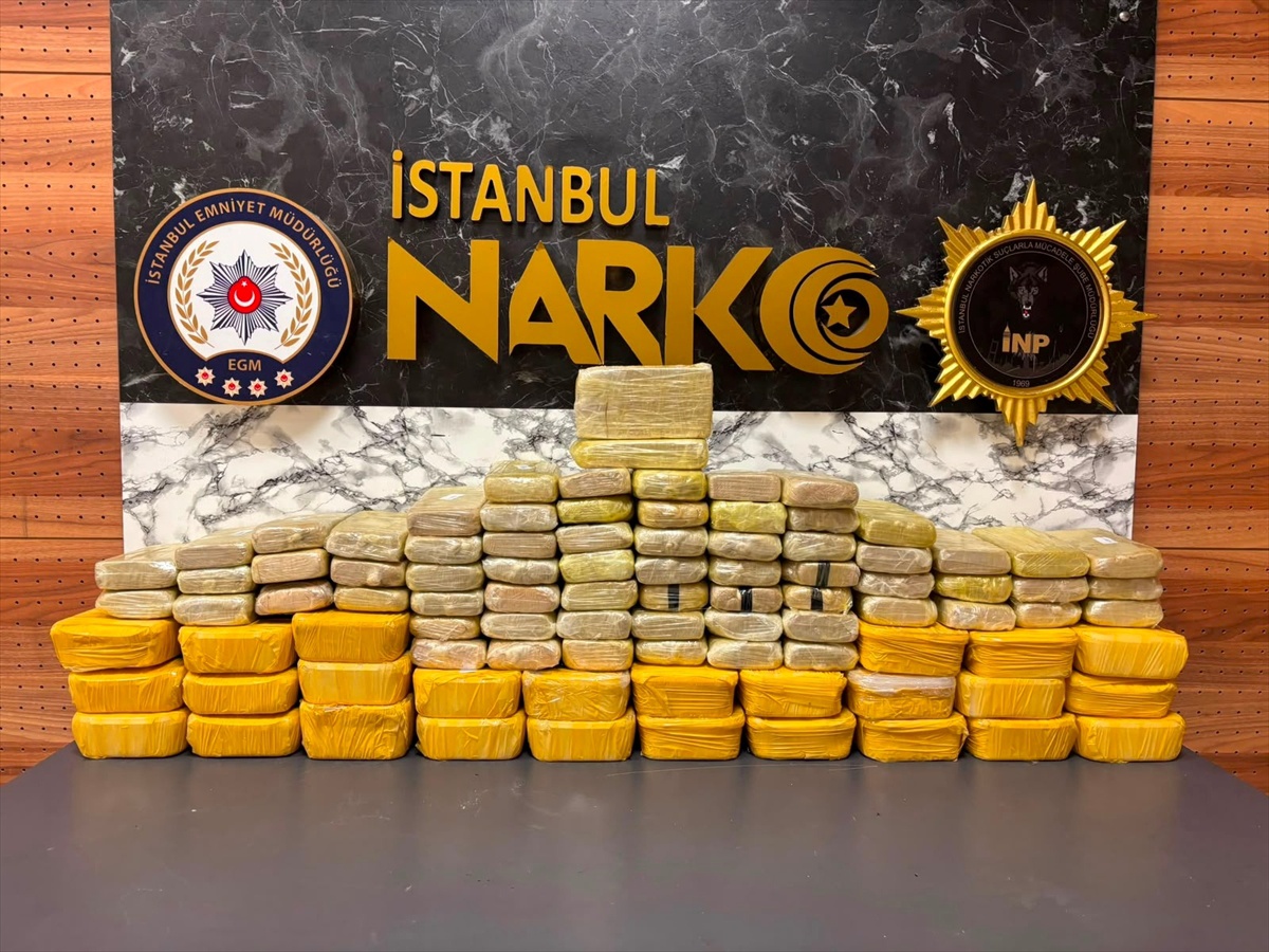 İstanbul\'da 63 Kilogram Uyuşturucu Ele Geçirildi