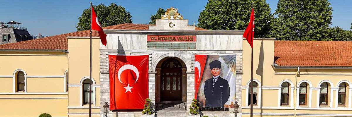 Çatalca\'da Eğitim Uçağı Kaza Yaptı