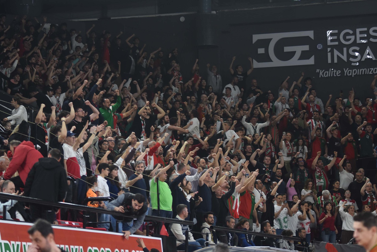 Karşıyaka, Süper Lig\'e Seyircisiz Başlayacak