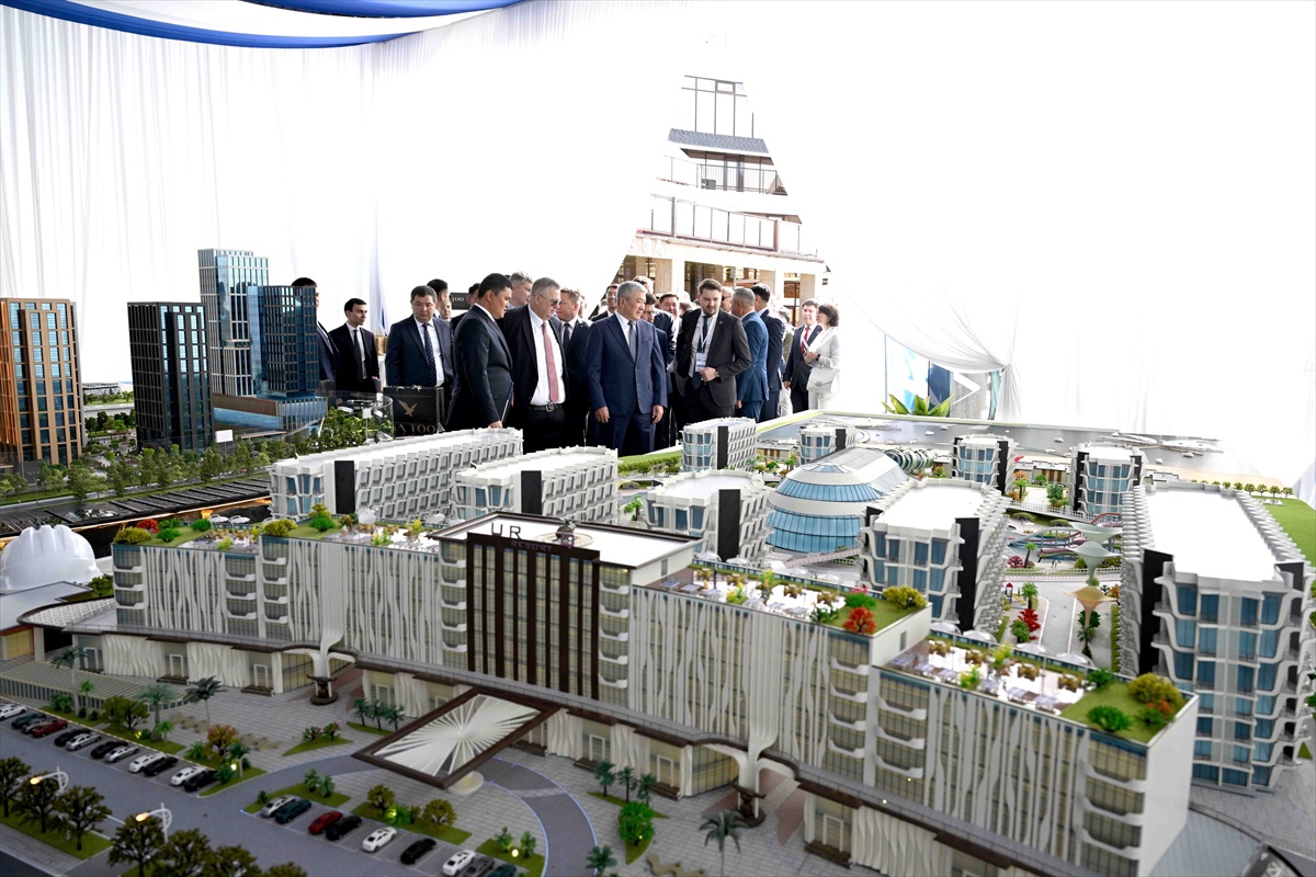Kırgızistan-Rusya Ekonomik Forumu Yapıldı