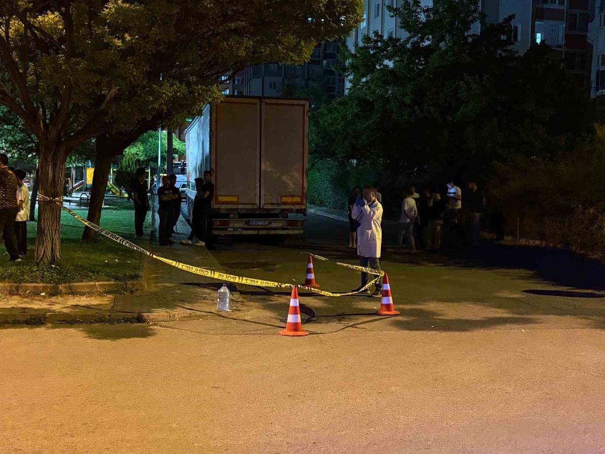 Kayseri\'de Kız Meselesi Nedeniyle Bıçaklı Kavga