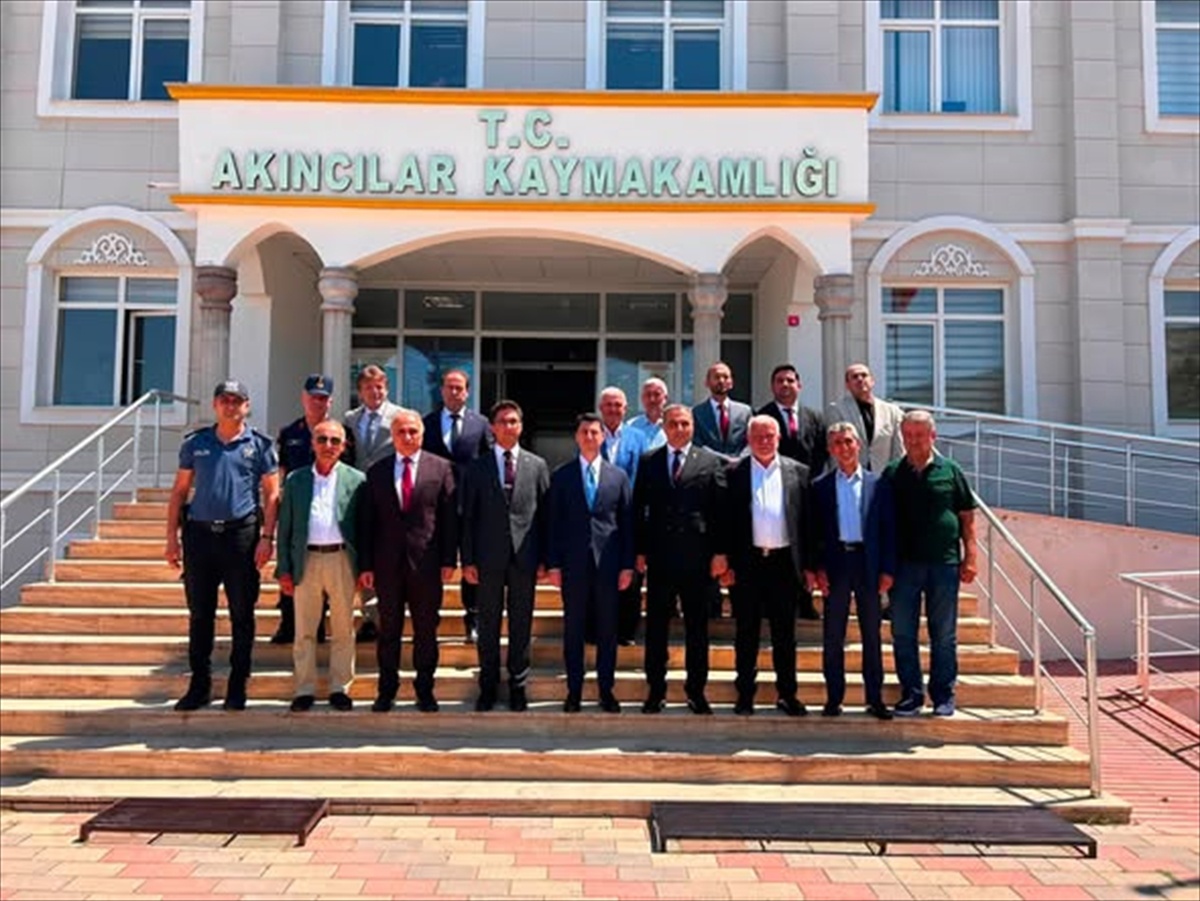 Bakan Yardımcısı Macit Akıncılar\'da Eğitim Çalışmalarını İnceledi