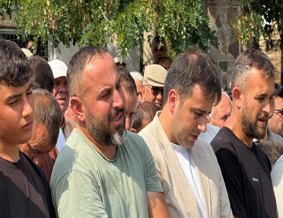 13 Yaşındaki Fikri Babur\'un Cenazesi