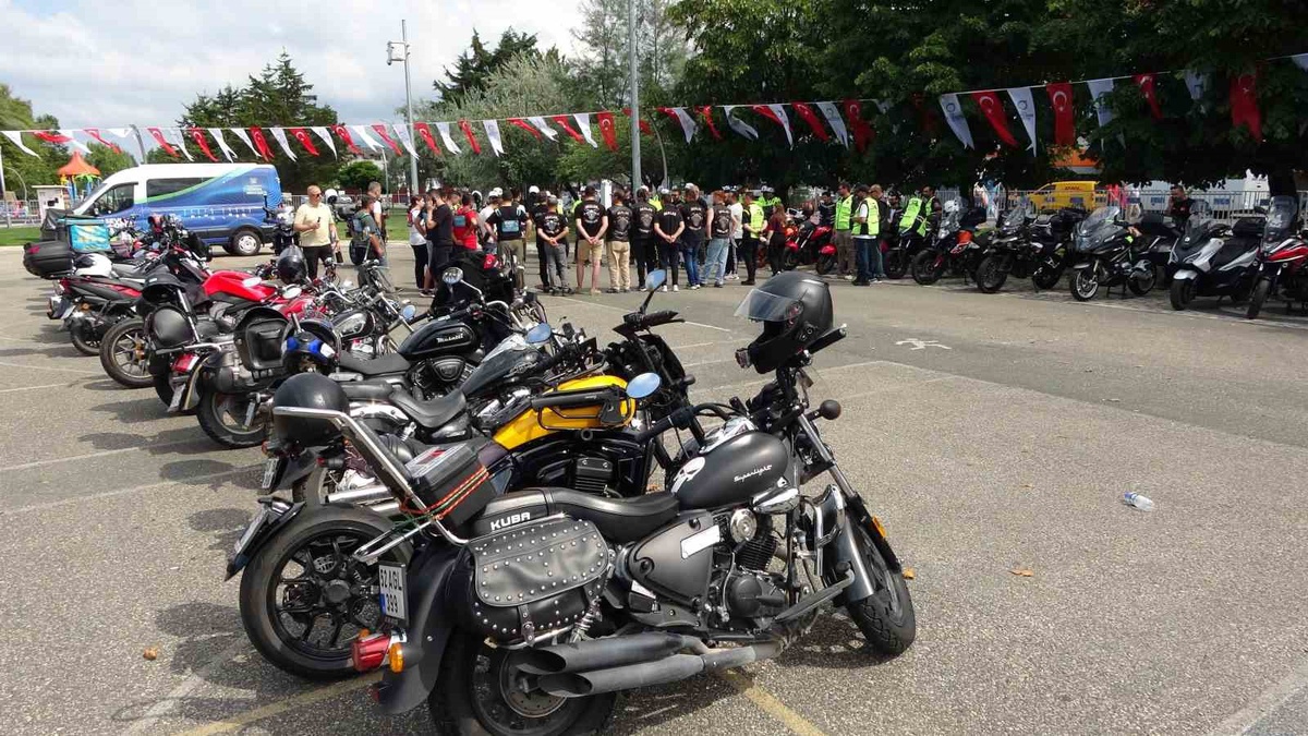 Motosiklet Sürücüleri için Güvenli Sürüş Eğitimi