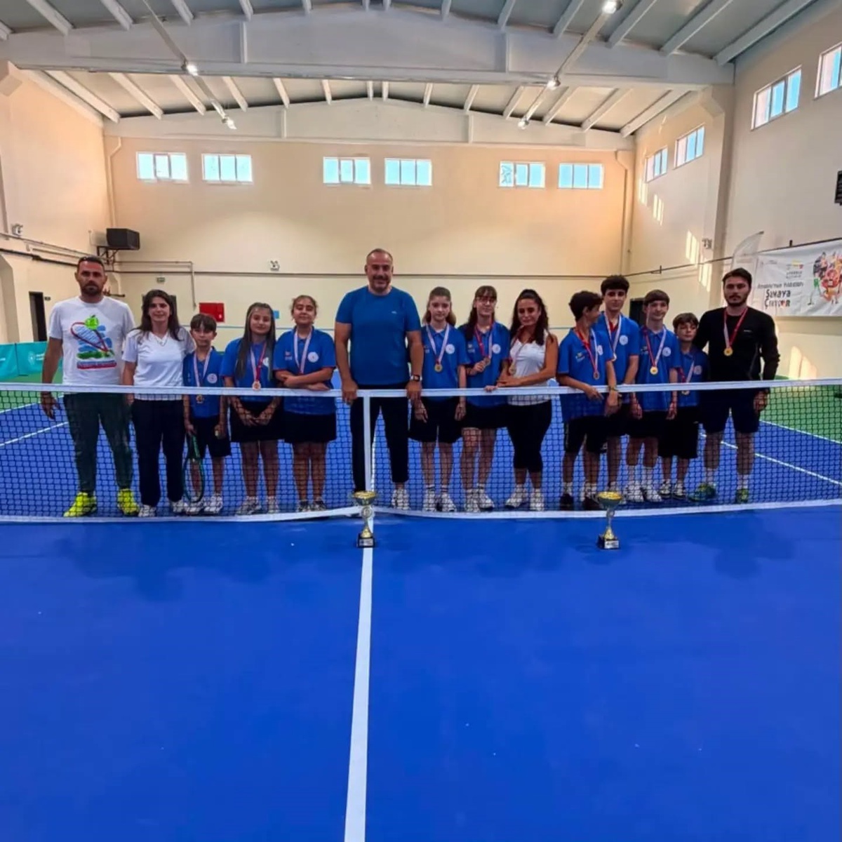 Sivas Tenis Takımları Yarı Finale Yükseldi