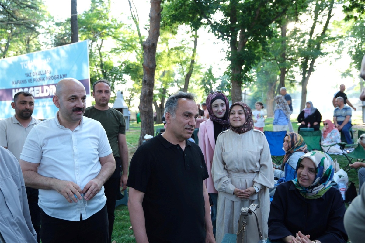 TÜGVA Yaz Okulu Kapanışında Rektör Yılmaz\'dan Önemli Vurgular