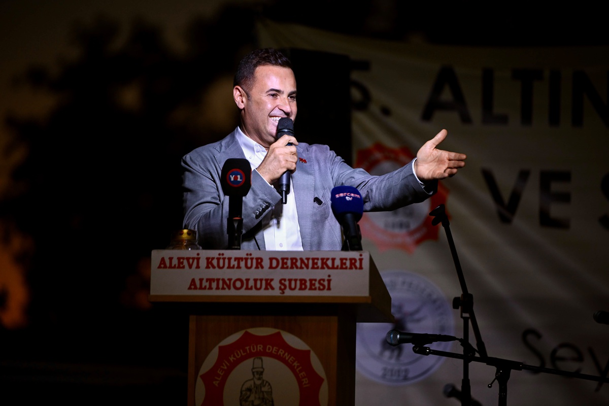Balıkesir Büyükşehir Belediye Başkanı Akın, Altınoluk Alevi Kültür ve Sanat Festivali\'ne katıldı