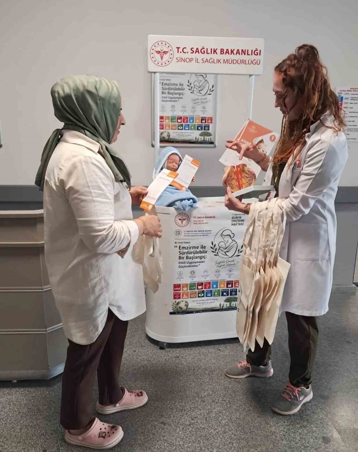 Erfelek\'te Anne Sütü ve Doğru Emzirme Eğitimi Verildi