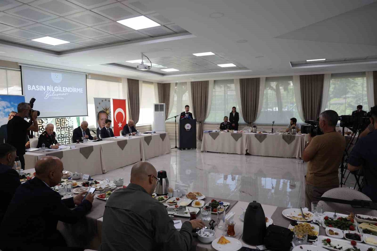 Diyarbakır\'da Zehir Tacirlerine Sıkı Mücadele