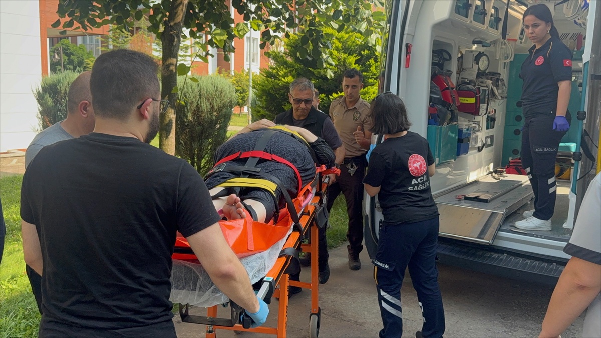 Süs Havuzuna Düşen Çocuk ve Babaannesi Kurtarıldı