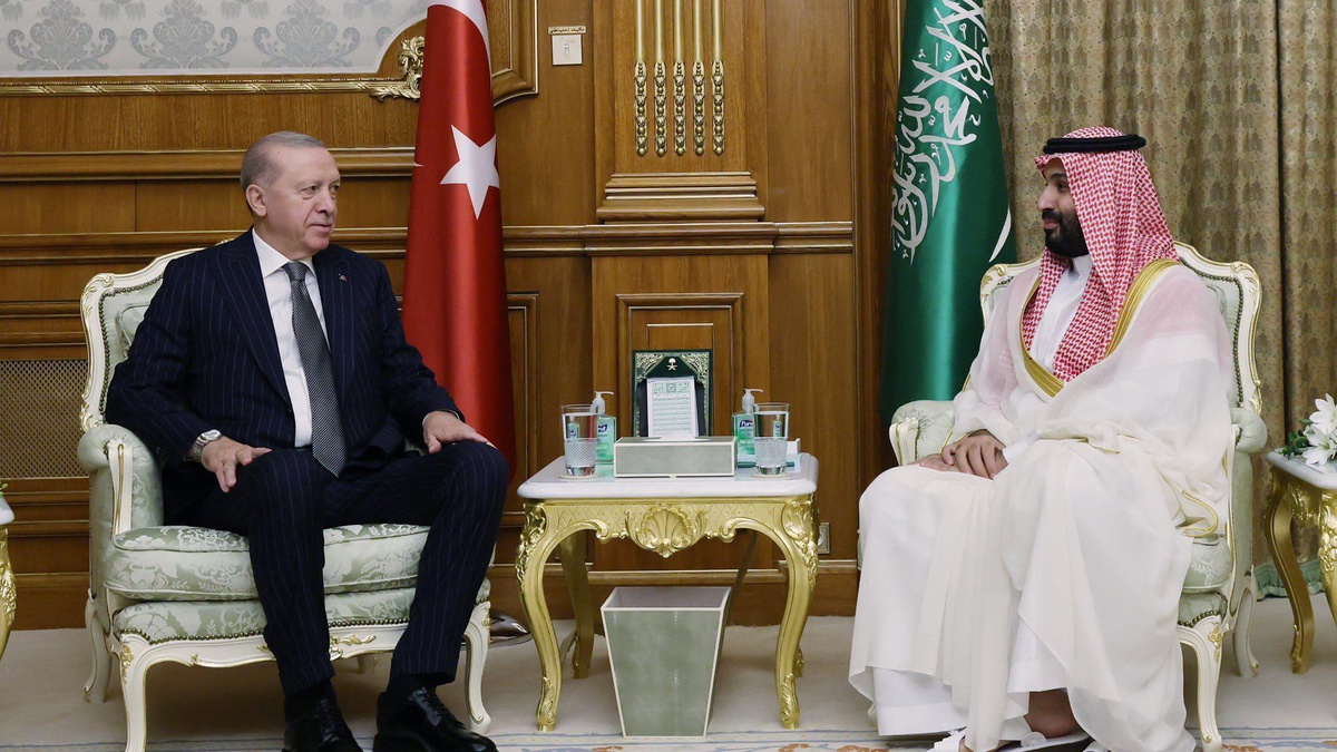 Türkiye, Suudi Arabistan ve Pakistan\'dan Ortak Savunma Anlaşması
