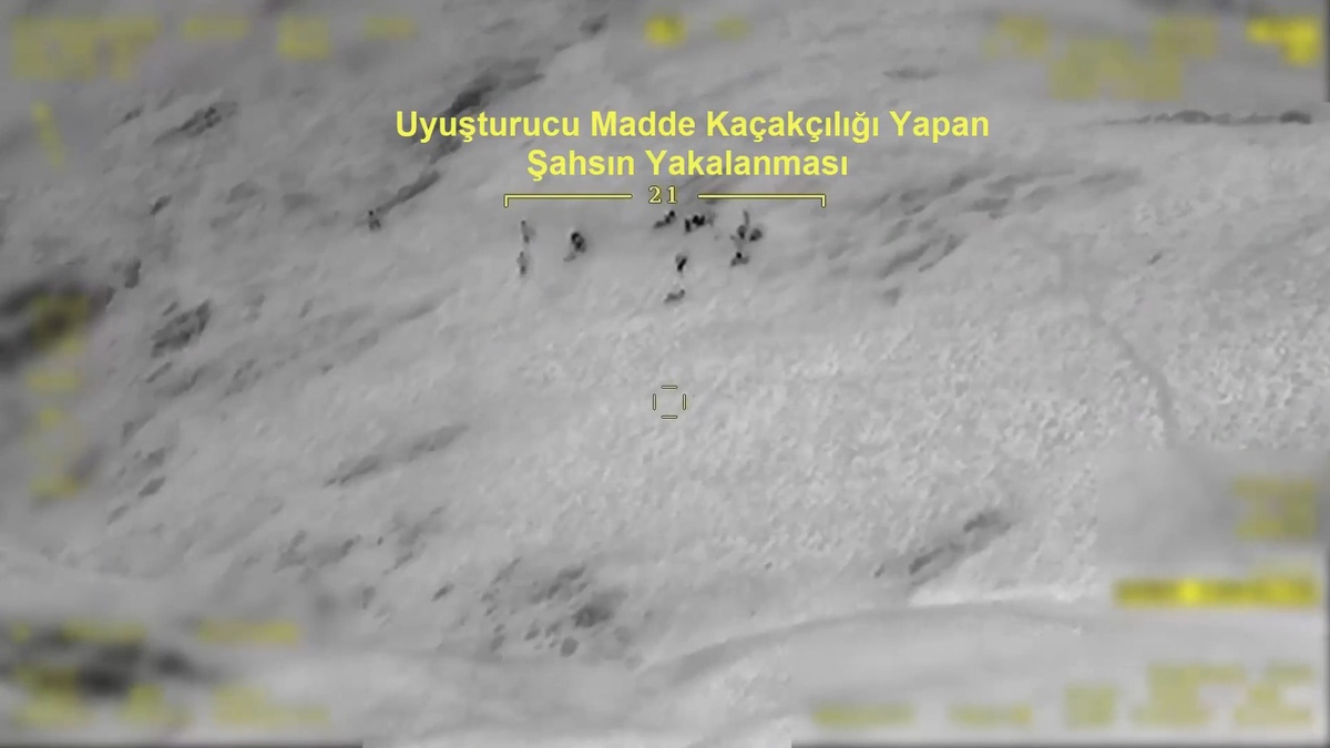 Hakkari\'de JİHA Destekli Uyuşturucu Operasyonu
