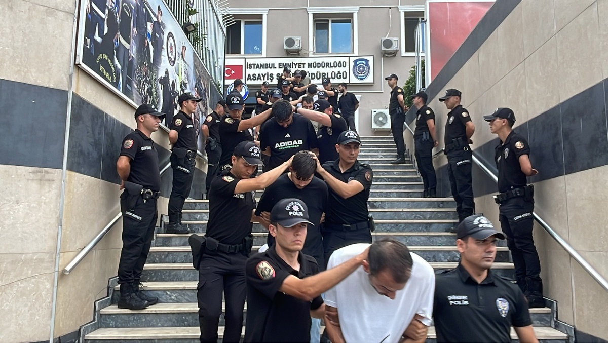 İstanbul\'da Suç Örgütlerine Operasyon