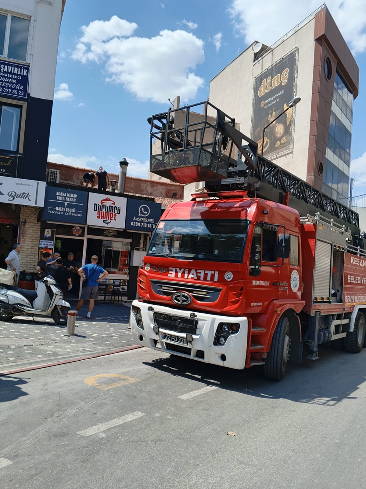 Keşan\'da Dönerci Dükkanında Yangın