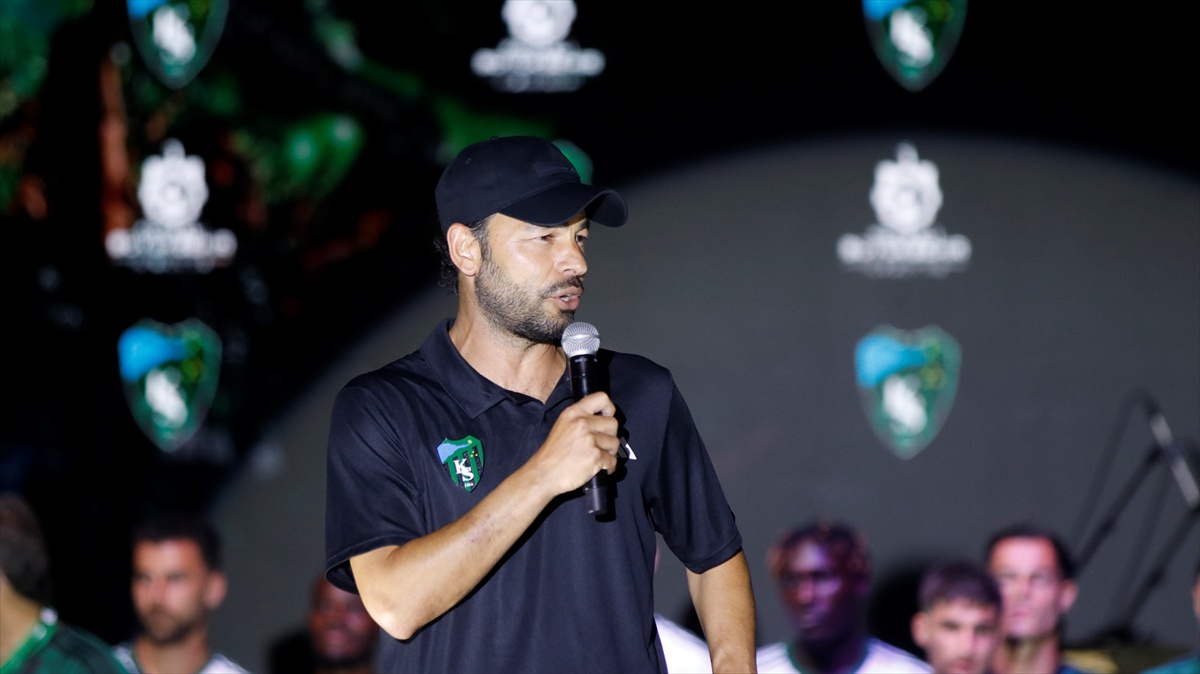 Kocaelispor\'un Sezon Açılışı Coşkuyla Gerçekleşti