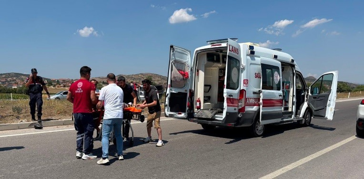 Tavşanlı\'da Trafik Kazası: 1 Ölü, 5 Yaralı