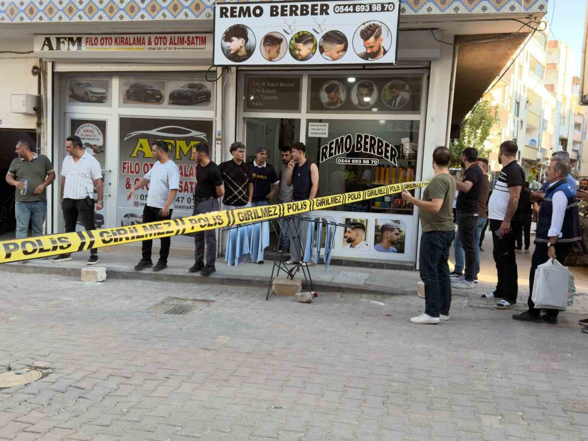 Mardin\'de Silahlı Saldırı: 5 Kurşun Isabet Etti