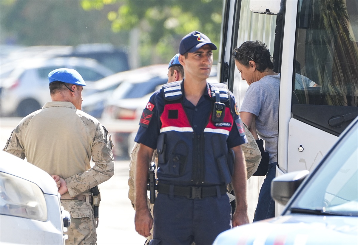 Menderes Belediyesi\'nde Rüşvet Operasyonu