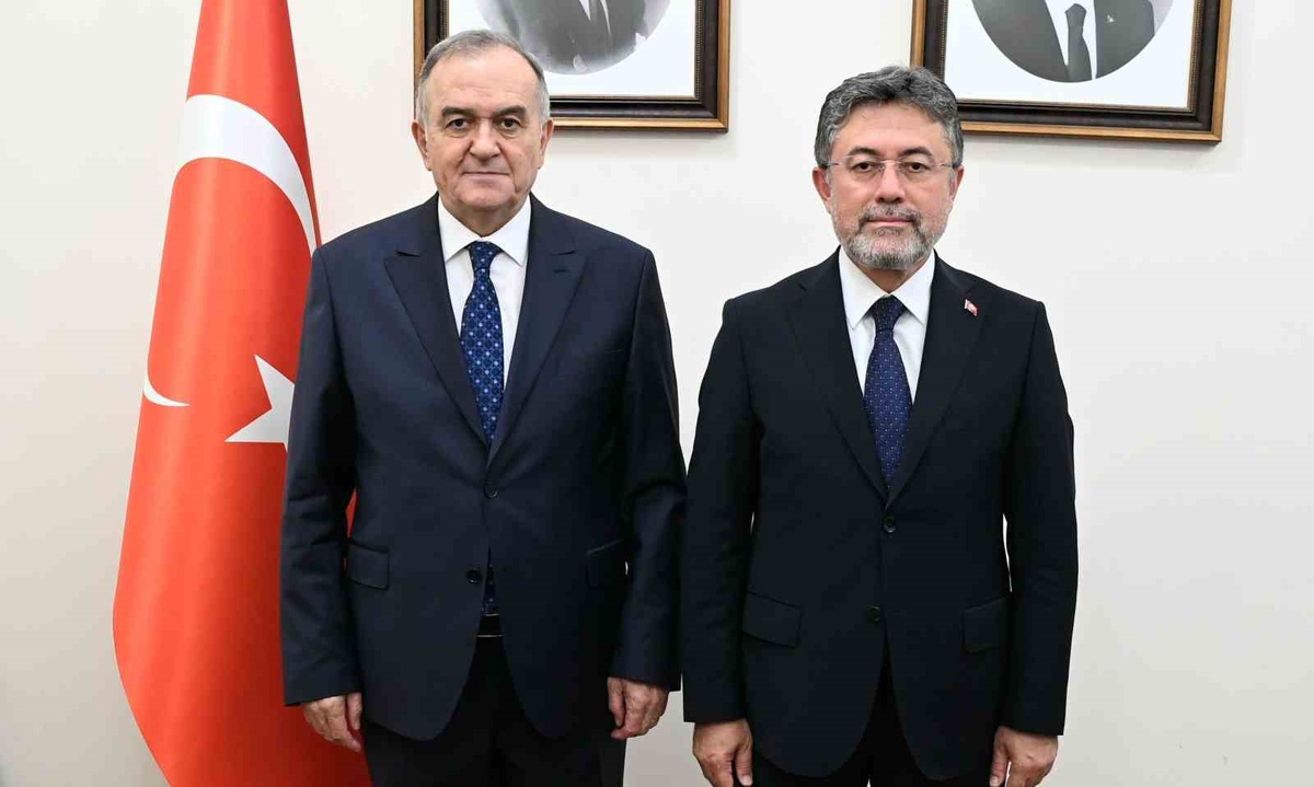 Erkan Akçay, Üzüm Üreticilerinin Sorunlarını Gündeme Taşıdı