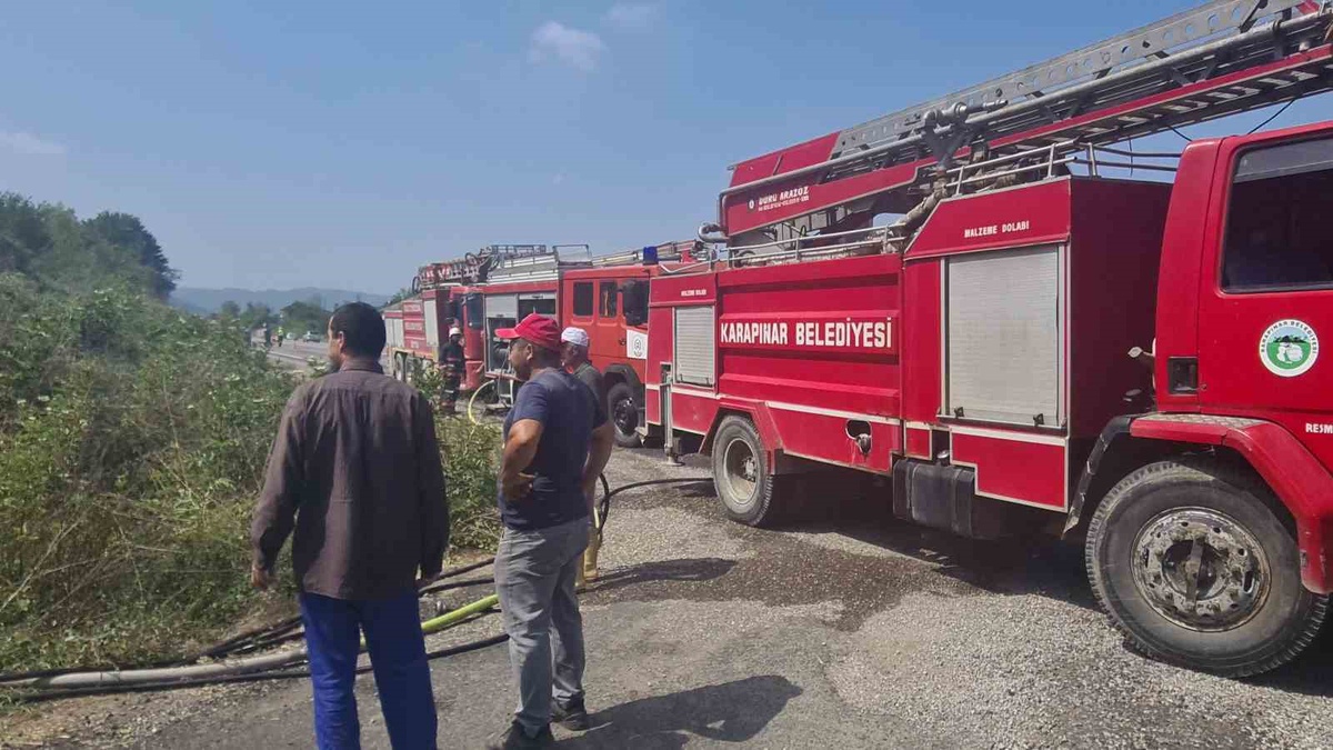 Çaycuma\'da Kaza: Otomobil Yangın Çıkardı