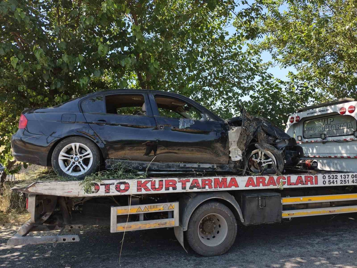 Bayraklı\'da Trafik Kazası: Yaralanan Yok