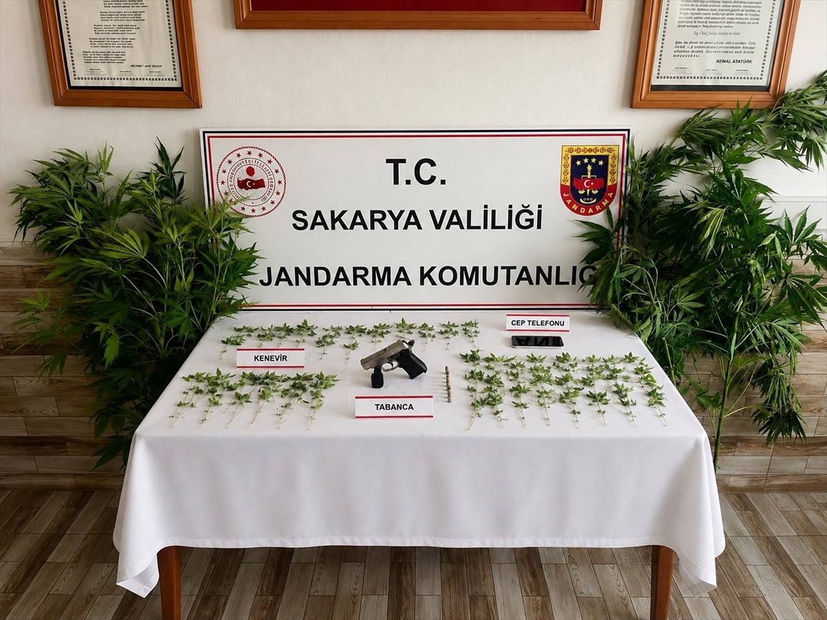 Sakarya\'da uyuşturucu operasyonu: 3 tutuklama