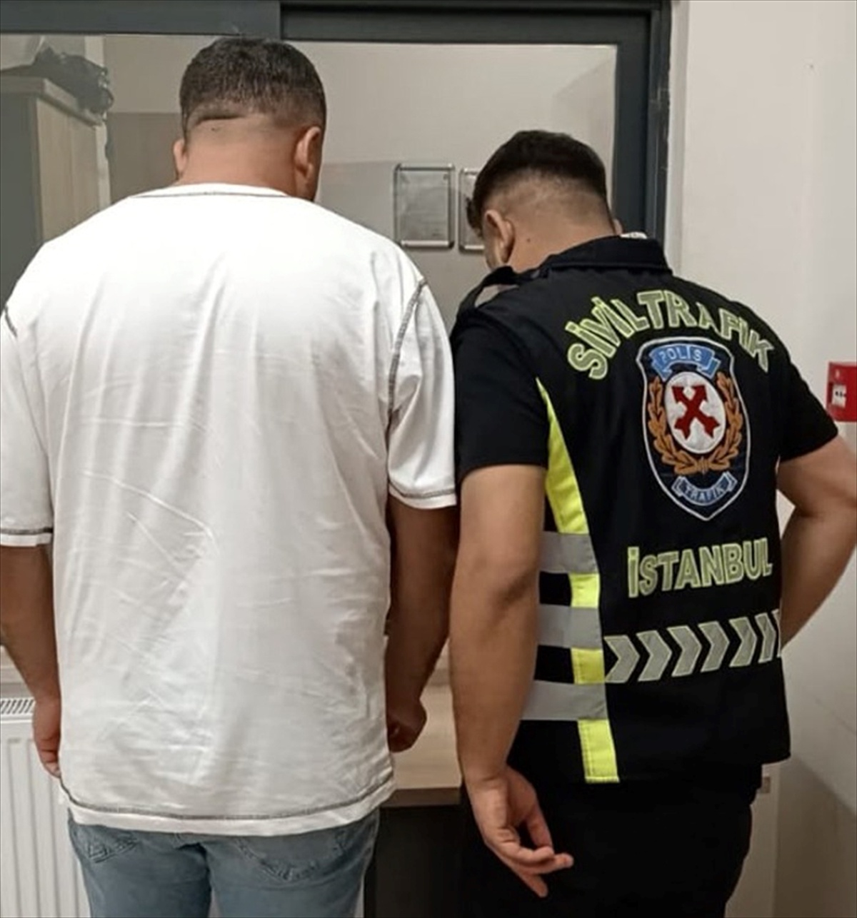 Düğün Konvoyunda Havaya Ateş Açan Şüpheliye Ev Hapsi