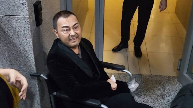 Serdar Ortaç hastaneye mi kaldırıldı? Ünlü şarkıcıdan açıklama geldi