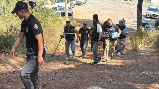 Suikast timindeki FETÖ mensubu Karatepe'nin gösterdiği bölgede arama