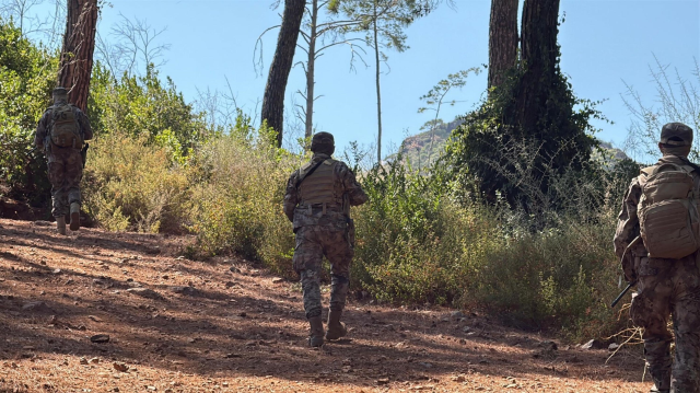 Suikast timindeki FETÖ mensubu Karatepe'nin gösterdiği bölgede arama