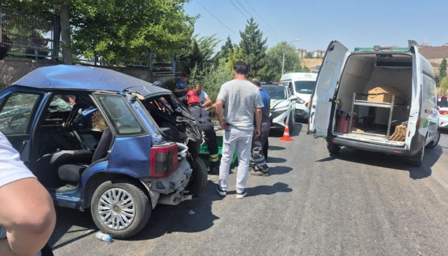 Talihsiz kadının cenazesi sıkıştığı araçtan güçlükle çıkarıldı
