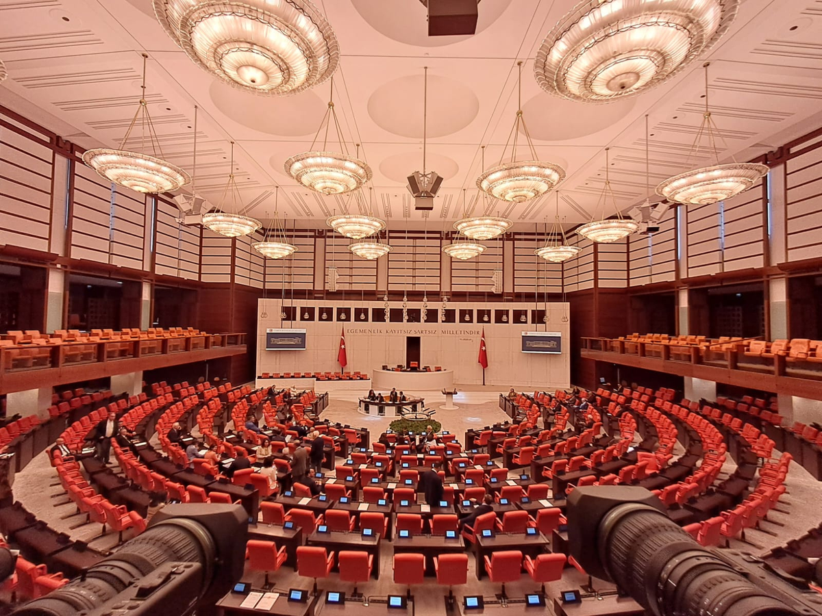 TBMM\'de Terörle Mücadele Politikaları Tartışıldı: İYİ Parti\'nin Önergesi Reddedildi