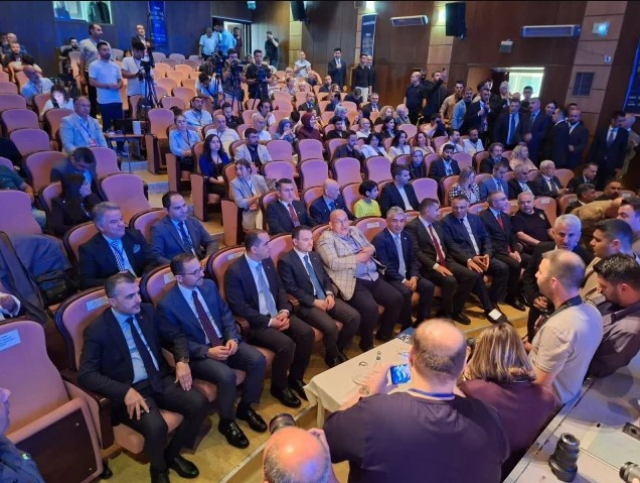 TİGAD 13. Dijital Medya Çalıştayı'nda ilk gün sona erdi! Gazeteciliğin geleceği Iğdır'da ele alındı