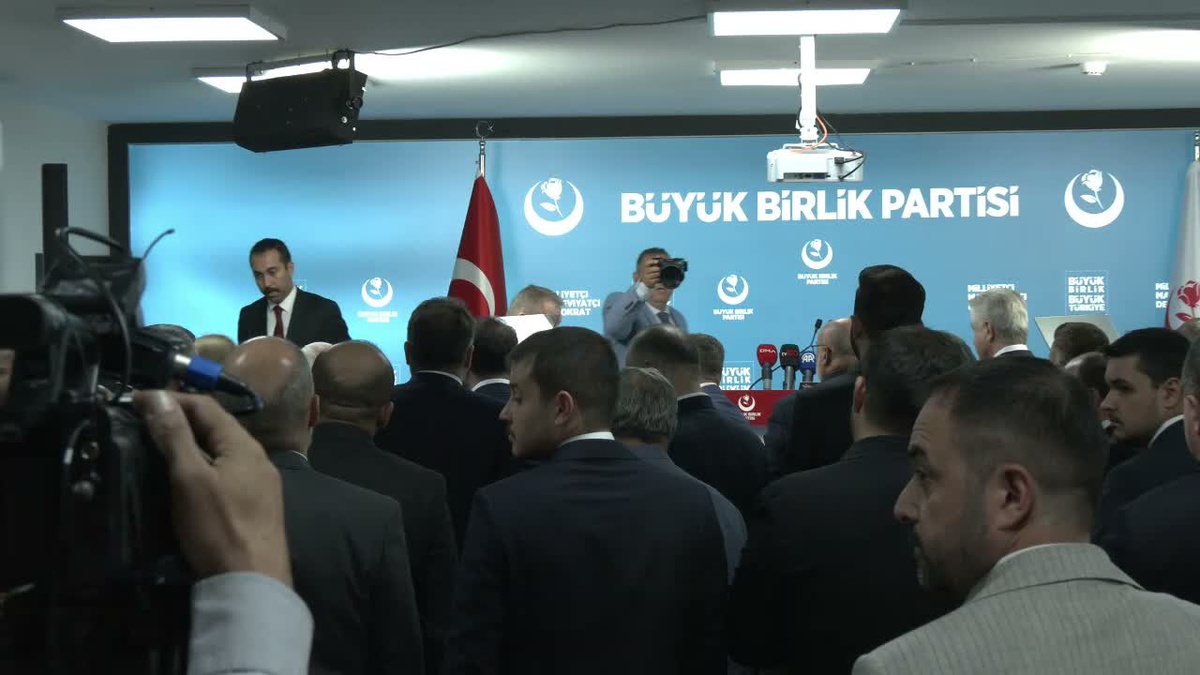 BBP Genel Başkanı Destici: "Hiçbir terör örgütü mensubunun affedilmesi kabul edilemez"
