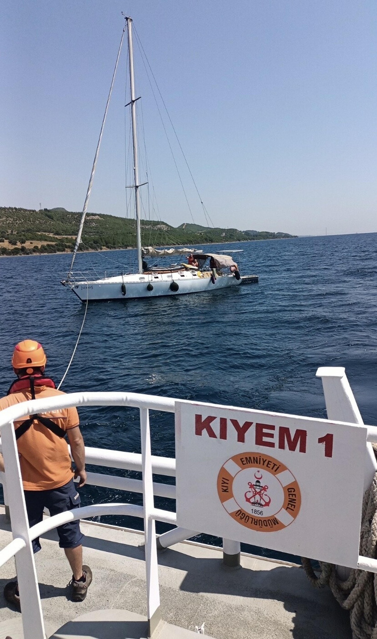 Çanakkale\'de Tekne Kurtarıldı