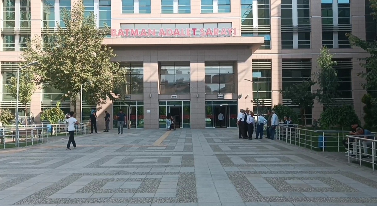 Kayıp Evindar Tiğrak\'ın Cinayetiyle İlgili İki Kişi Tutuklandı