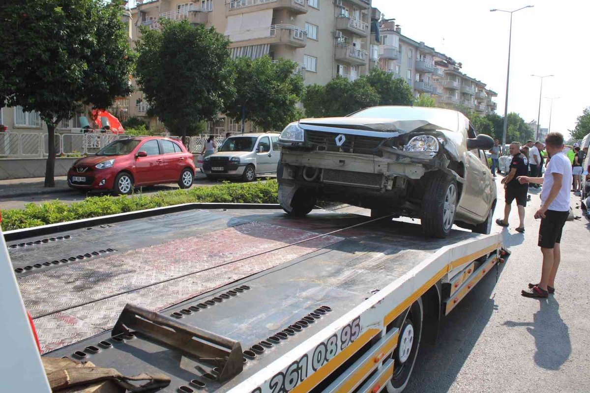 Aydın\'da Feci Kaza: Yaralı Yok