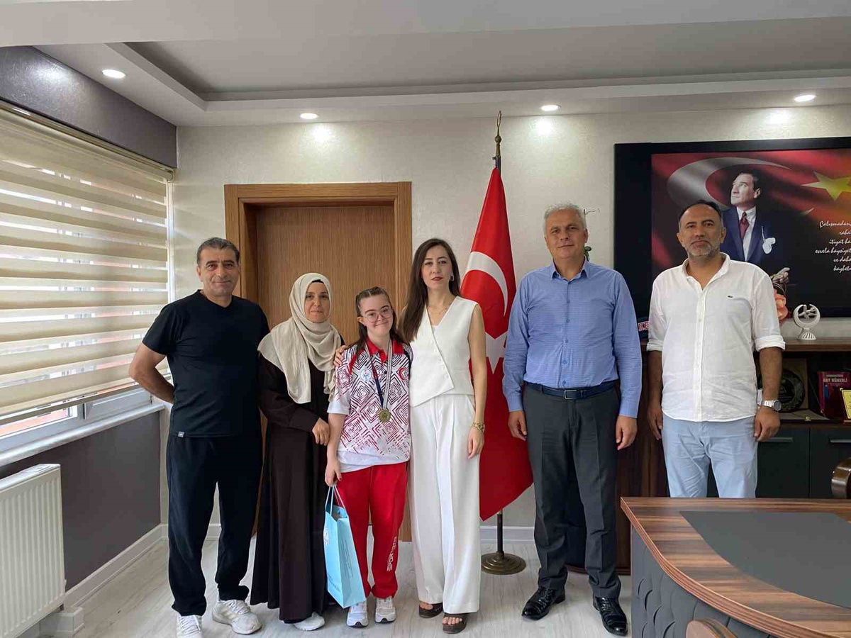 Zeynep Tuncay\'a Büyük Ödül