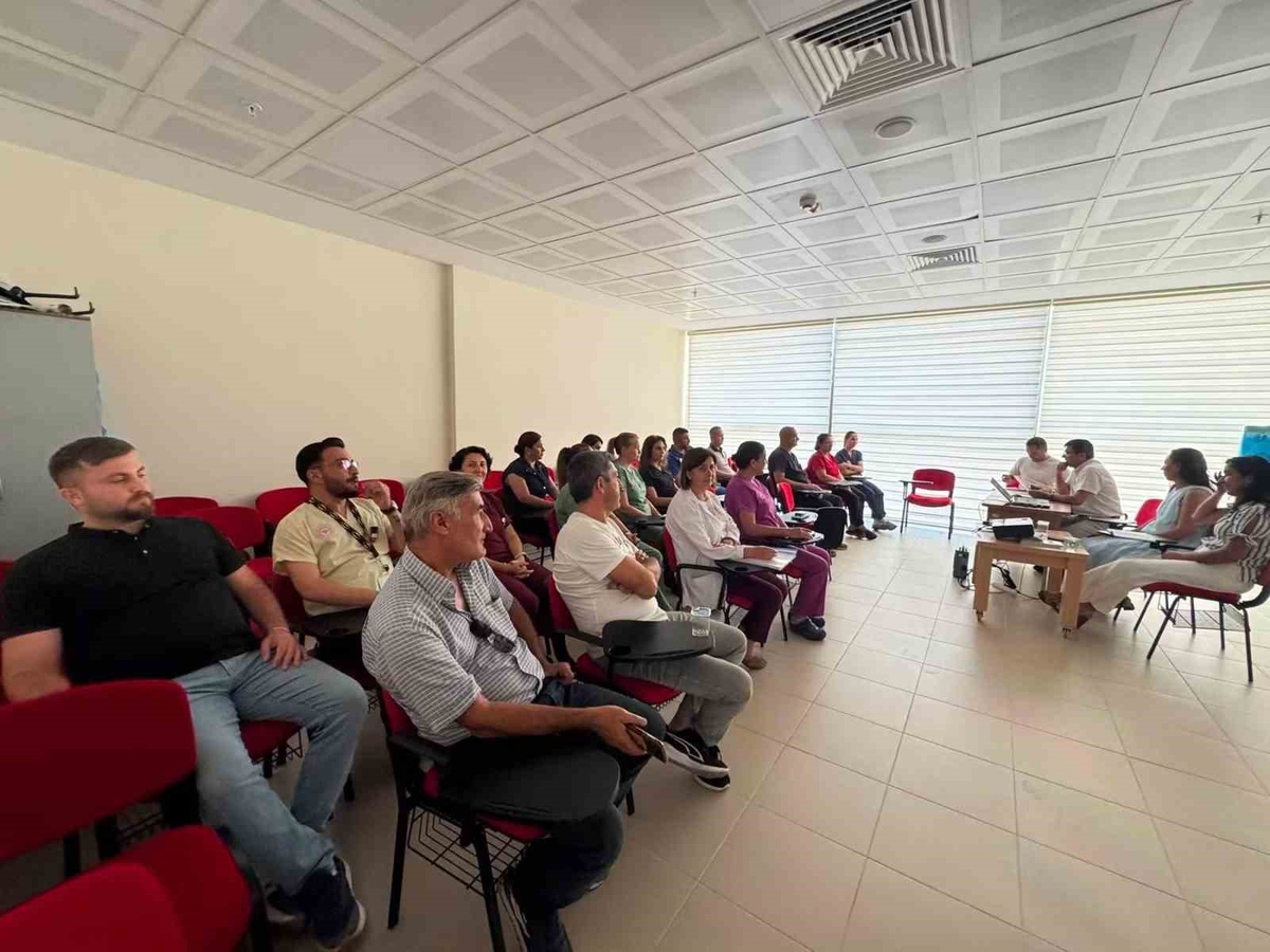 Gazipaşa Hastanesi\'nde Çalışan Memnuniyeti Toplantısı