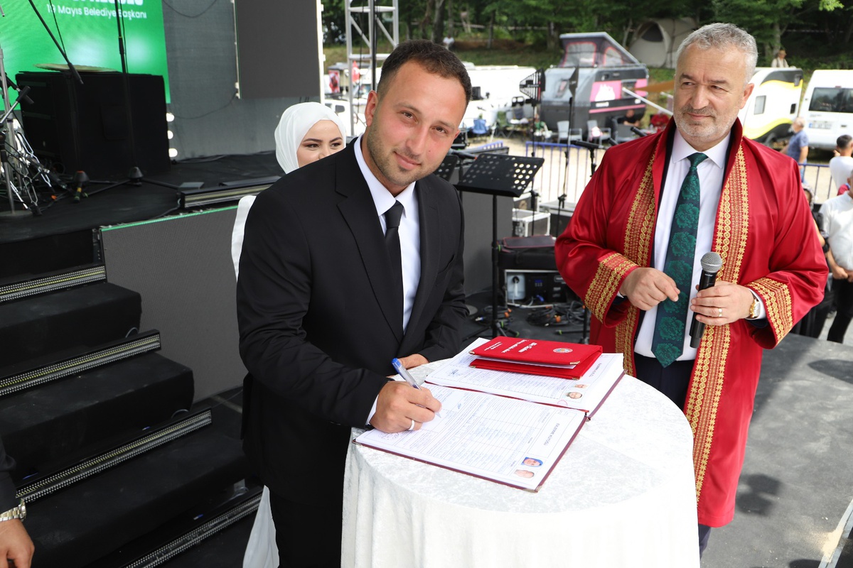Nebiyan Festivali\'nde Düğün Coşkusu