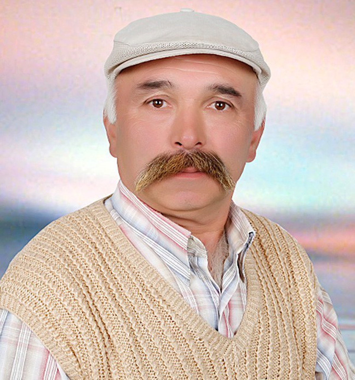 Gümüşhane\'de Uçuruma Yuvarlanan Araçta 1 Ölü, 2 Yaralı