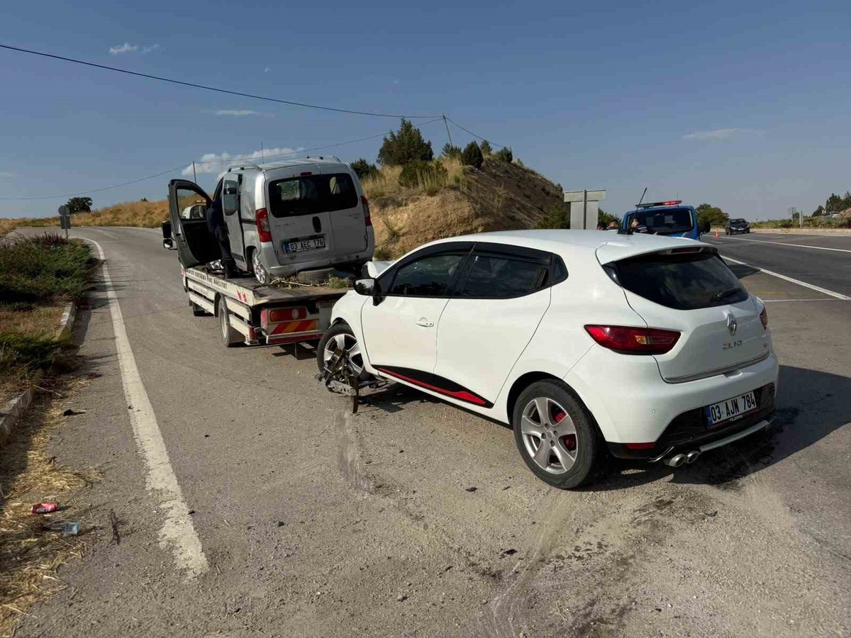 Emirdağ\'da Trafik Kazası: 5 Yaralı