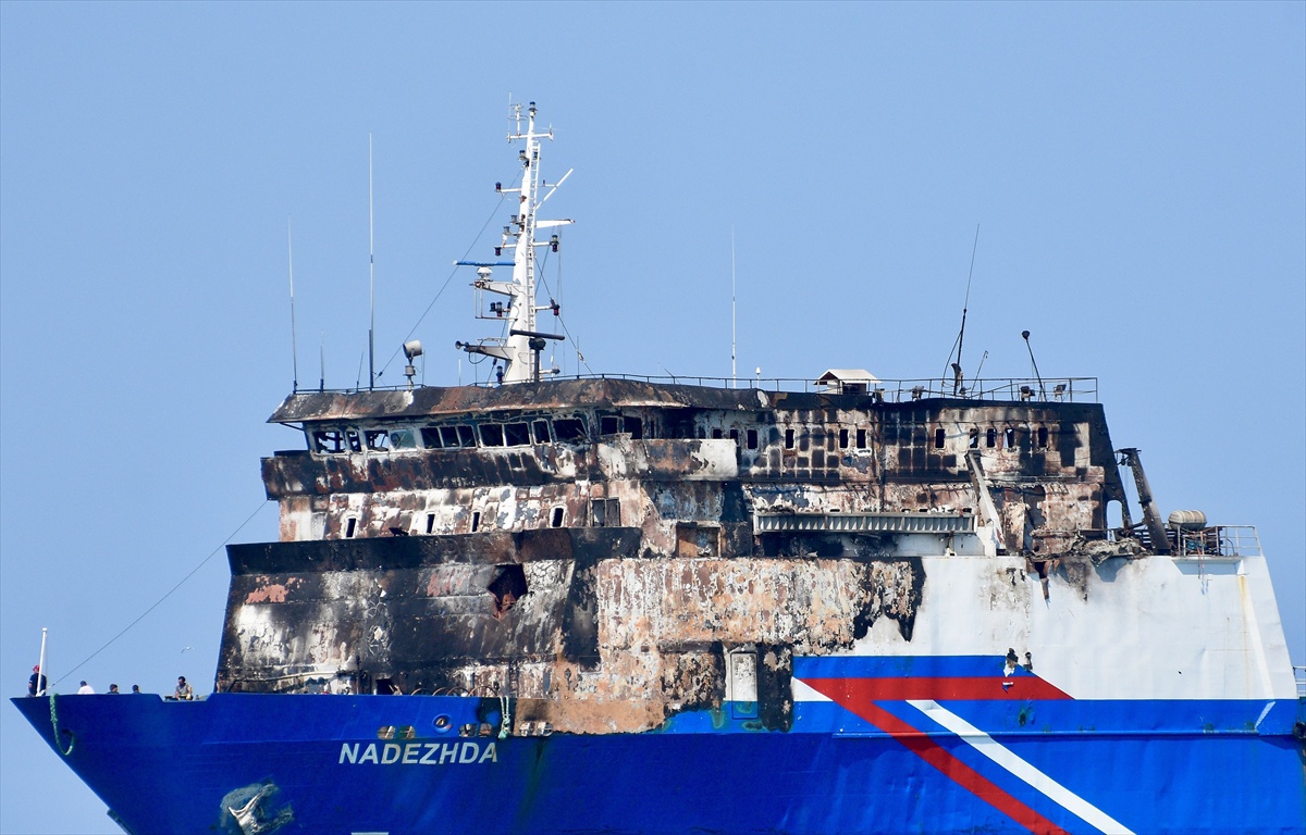 Dron Saldırısına Uğrayan \'NADEZHDA\' Gemi Samsun\'a Getirildi