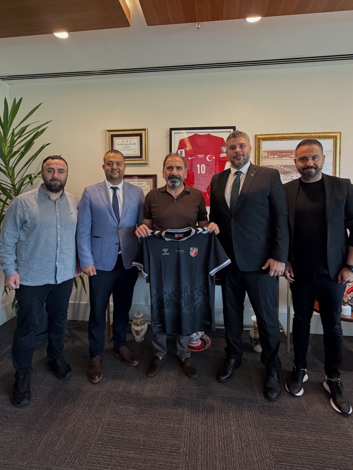 Karşıyaka'dan TFF'ye Ziyaret