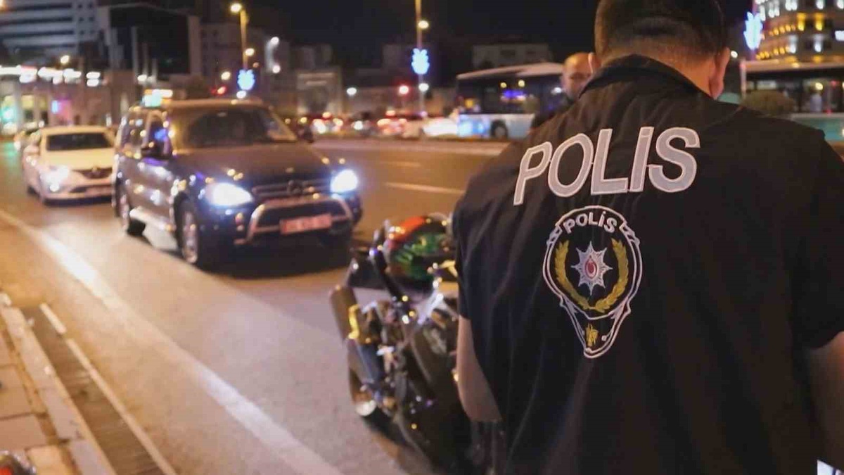 Kayseri\'de dev asayiş operasyonu: 104 aranan şahıs yakalandı