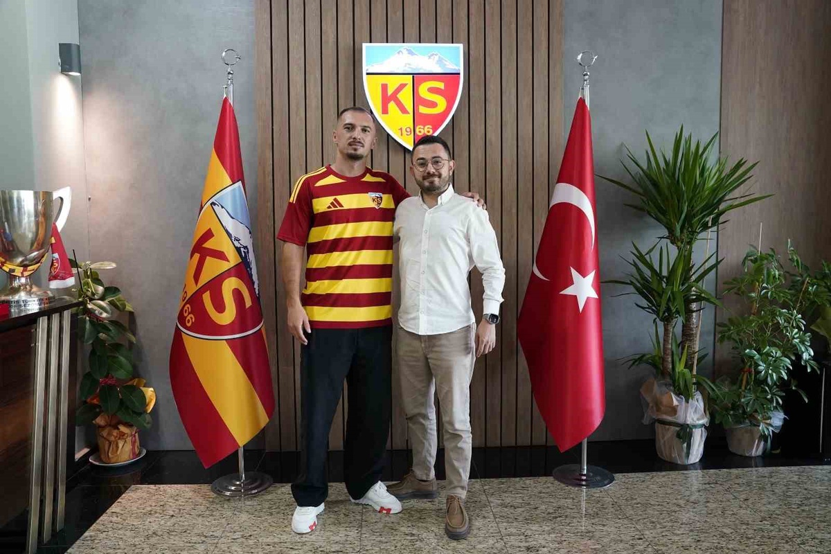 Kayserispor 7 Yabancı Oyuncu Transfer Etti
